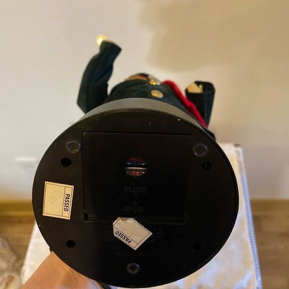 musical and LIGHT 🎄 Vintage boy figure 🎄 Christmas vintage figures🎄 - Picture 7 of 14